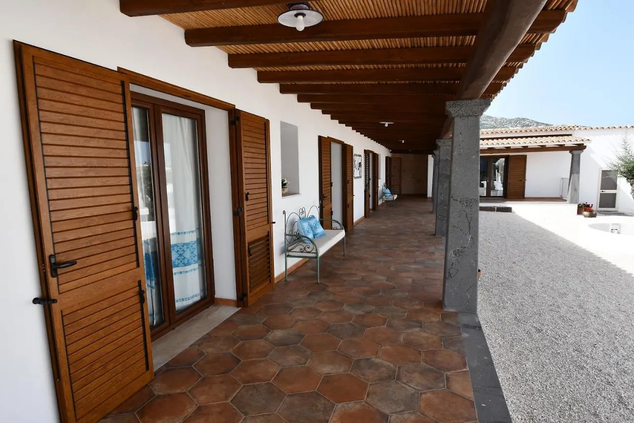 Tenute Efis Galtellì Bed & Breakfast
