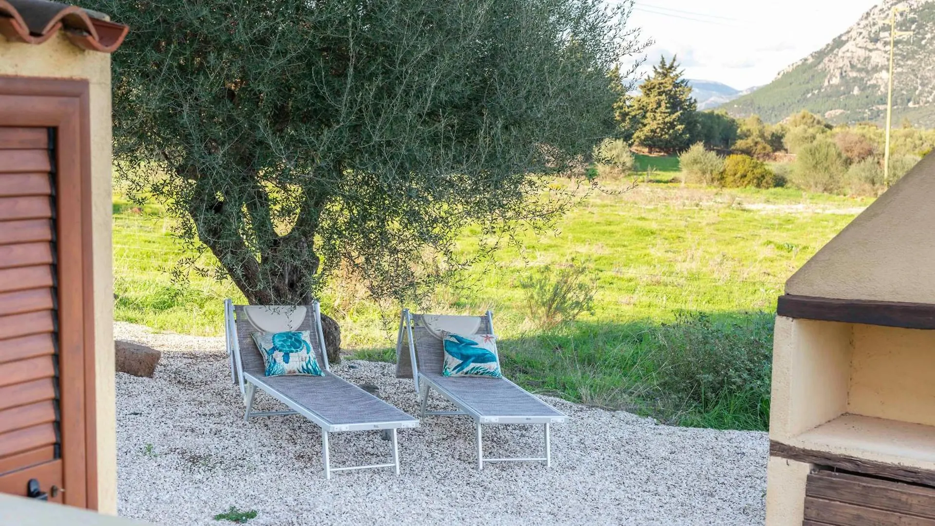 Tenute Efis Galtellì Bed & Breakfast