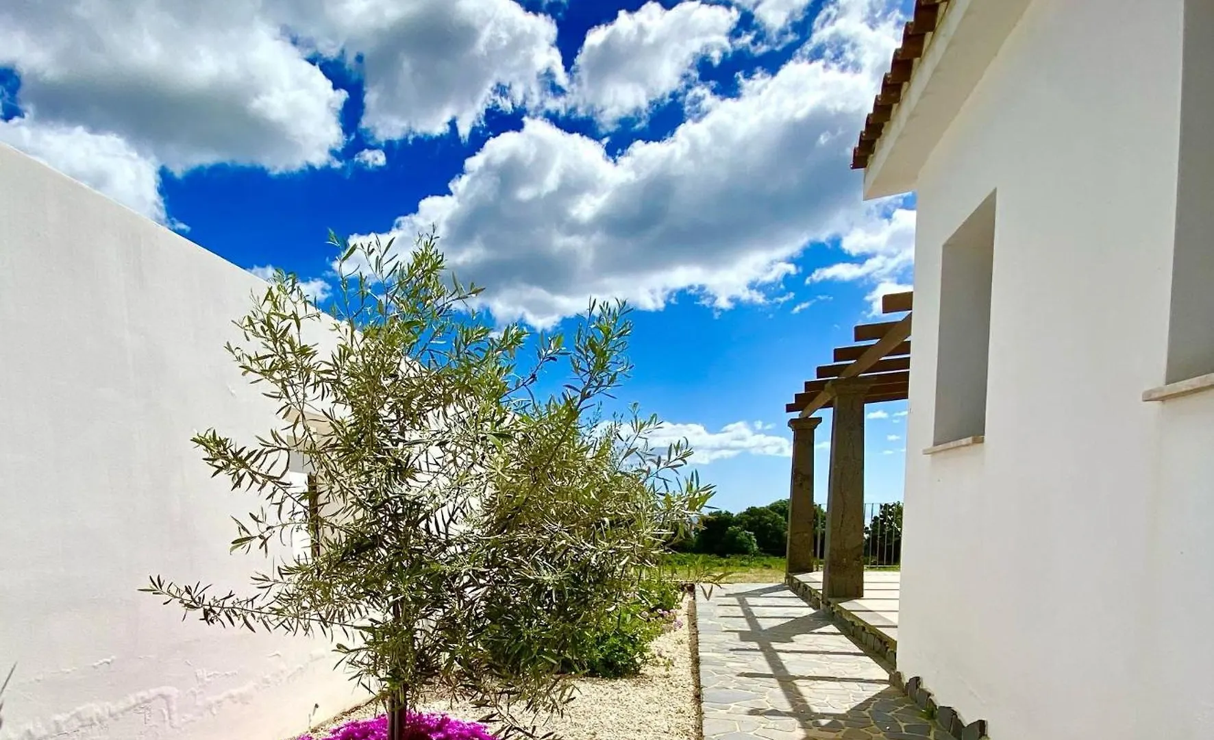 Tenute Efis Galtellì Bed & Breakfast