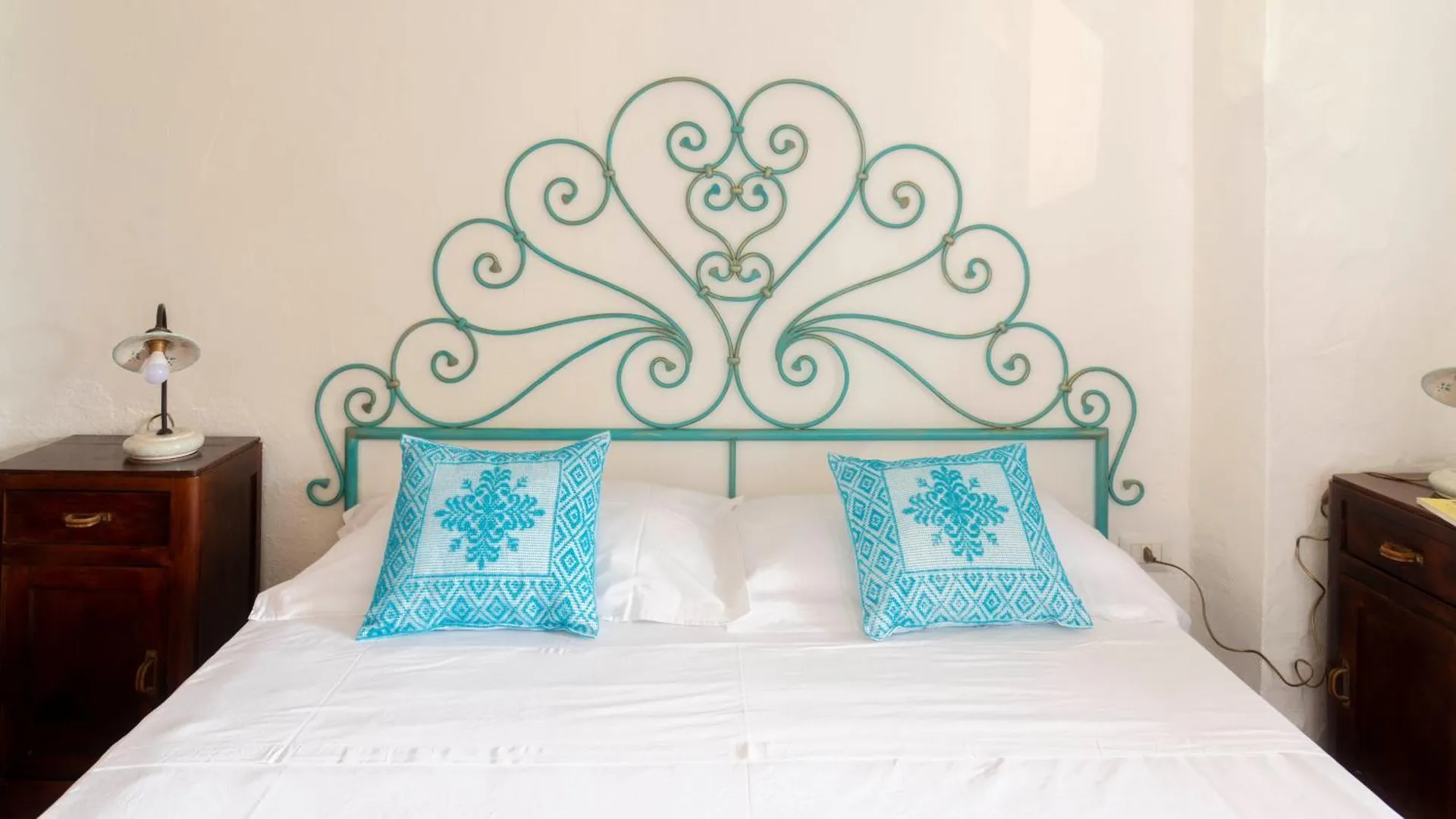 Tenute Efis Galtelli Bed & Breakfast